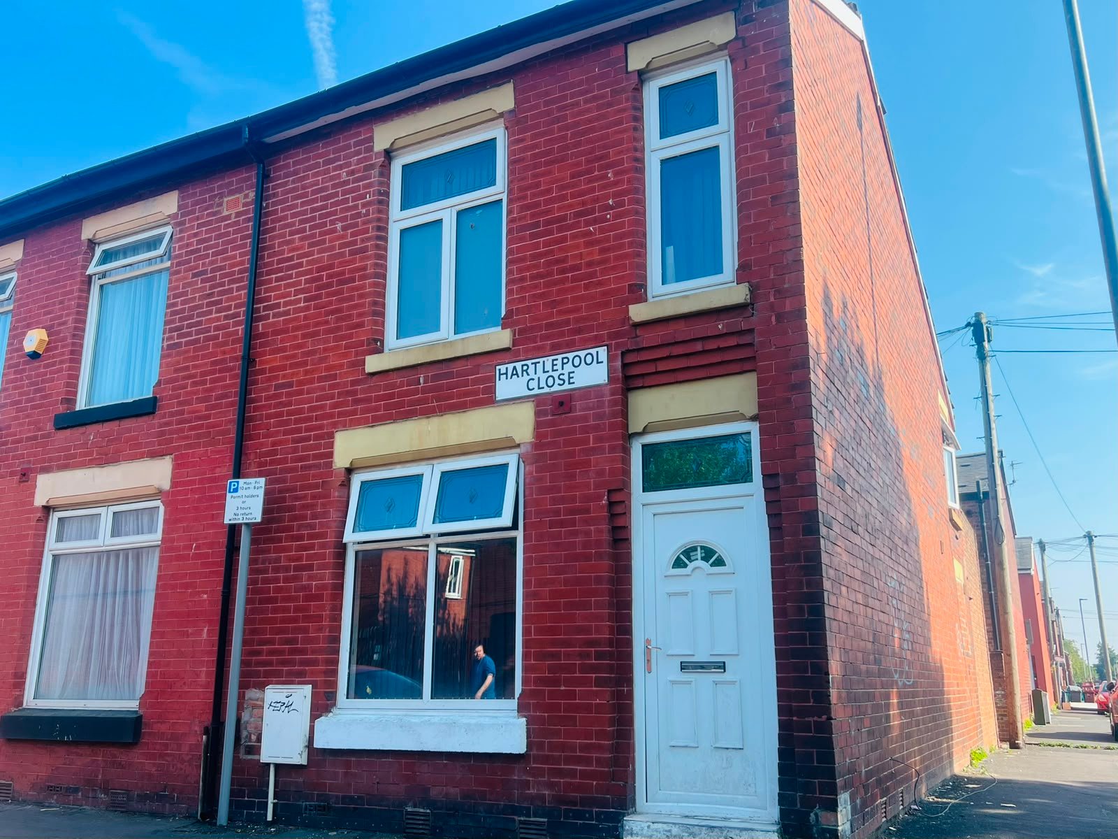 Spacious Four-Bedroom House in Victoria Park, M14