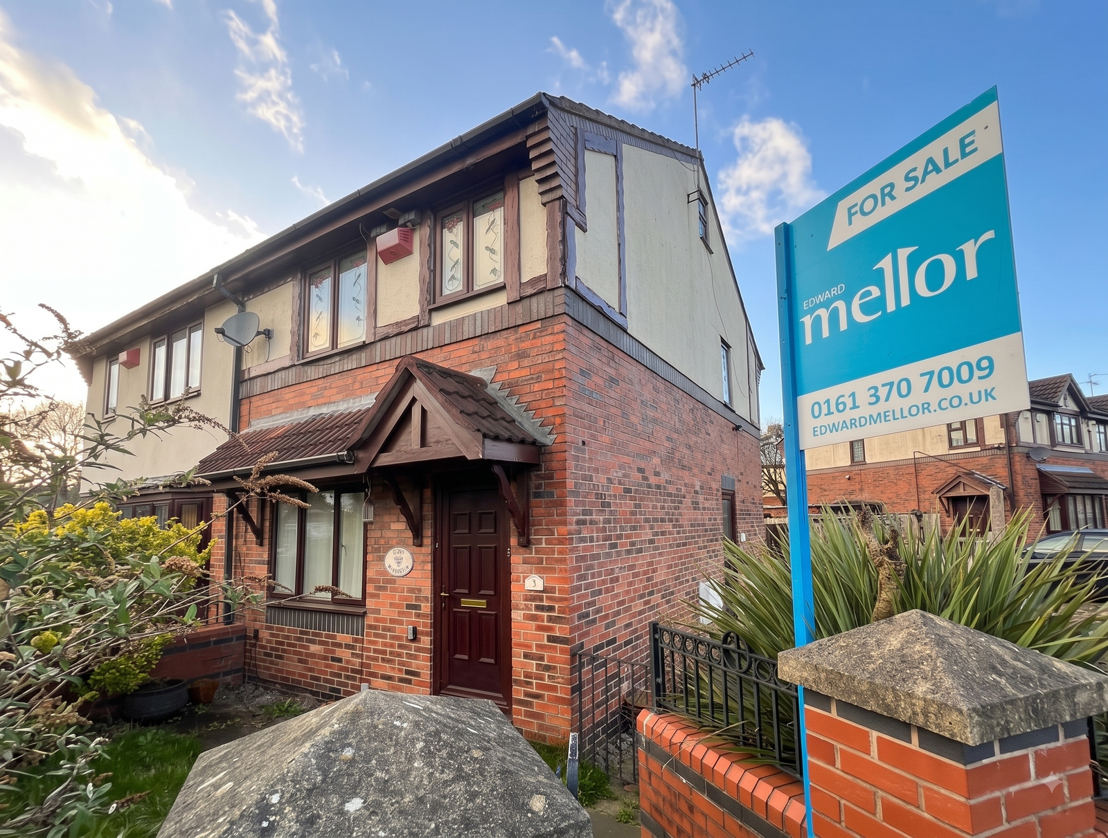 Spacious Three-Bedroom Home in Beswick, M11